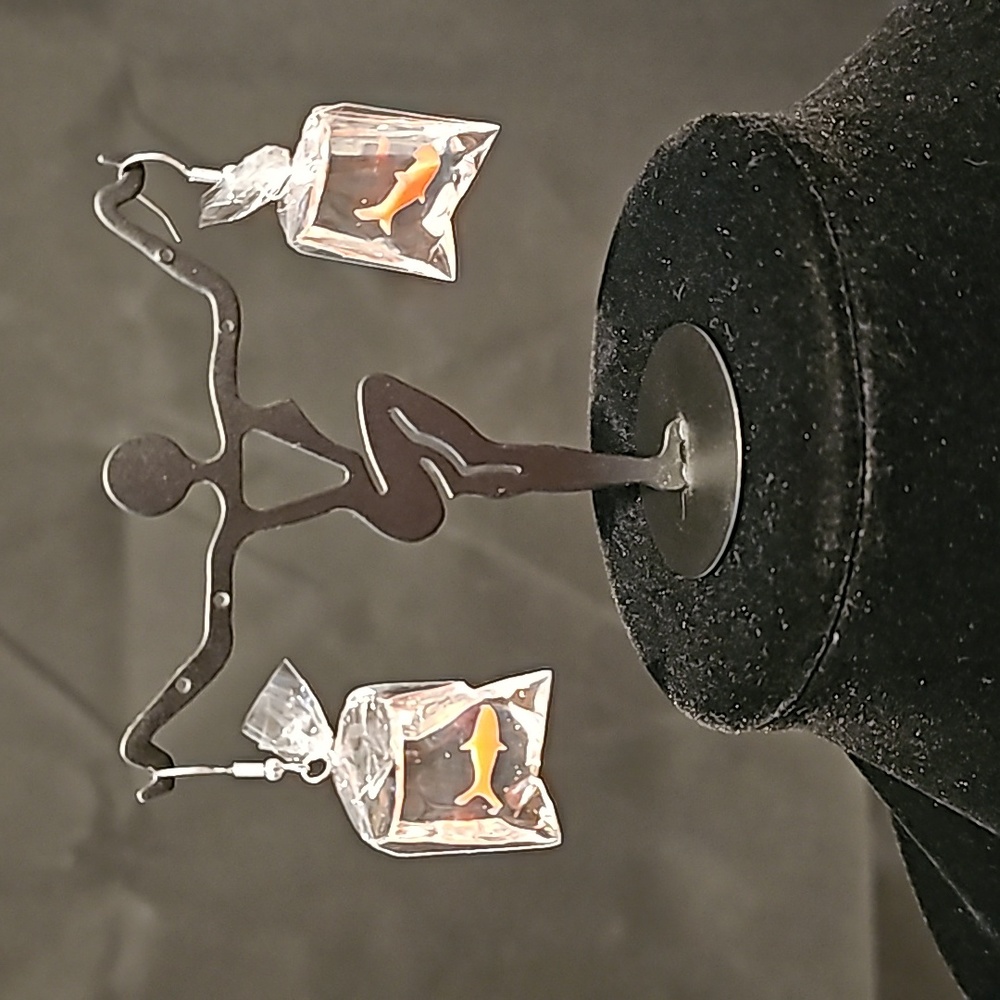 Dangle earrings